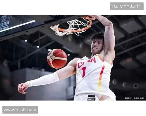 曾凡博：从青涩新星到篮球赛场的璀璨明珠，未来可期的篮球梦想之路