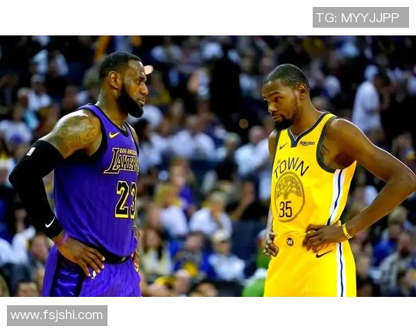 詹姆斯与杜兰特的巅峰对决谁能在NBA历史上书写新的传奇篇章 詹姆斯与杜兰特的巅峰对决谁能在NBA历史上书写新的传奇篇章