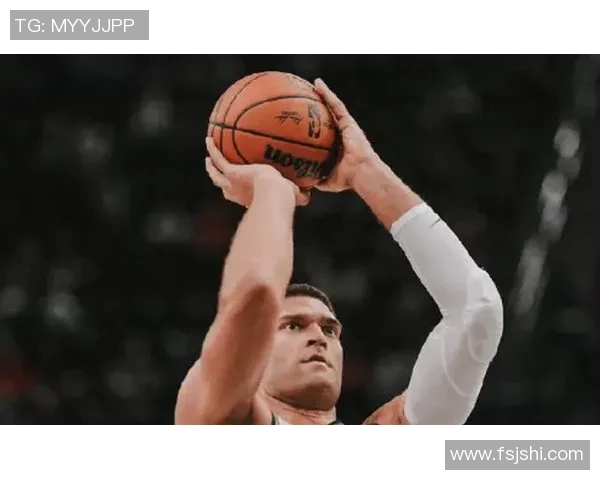 布鲁克洛佩斯的篮球之路：从新秀到NBA顶尖中锋的蜕变与成就